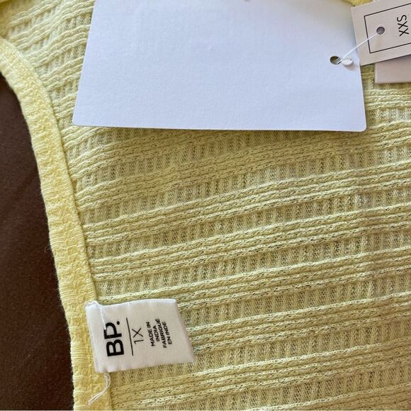 NWT BP yellow lemonade Henley crop top 1X 98% cotton - Picture 4 of 8